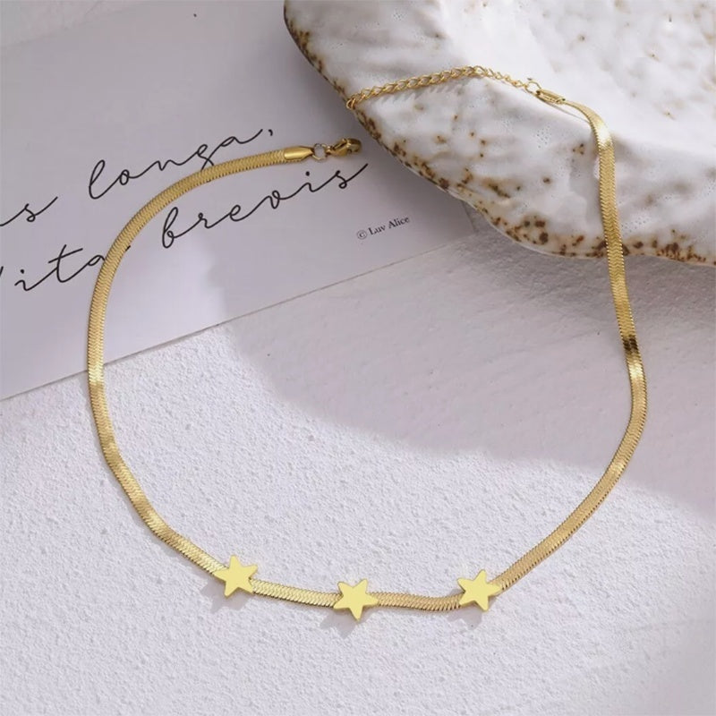 Gothic Stjärnchoker i Rostfritt Stål med Ormkedja – Elegant Statement-halsband för Kvinnor FyndOnline